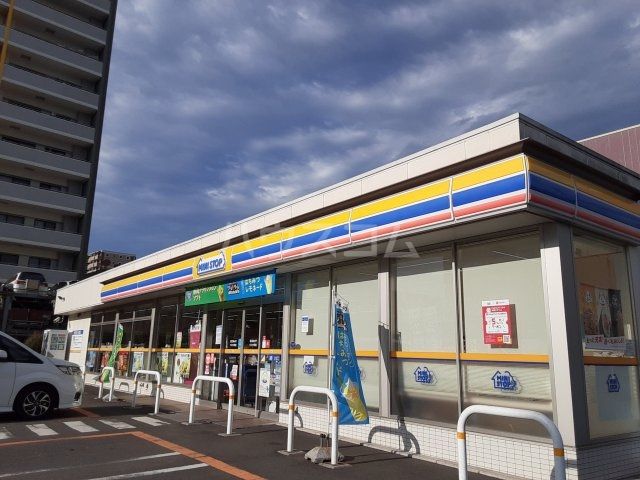 コンビニ　ミニストップ 牛久ひたち野東店（コンビニ）まで645m
