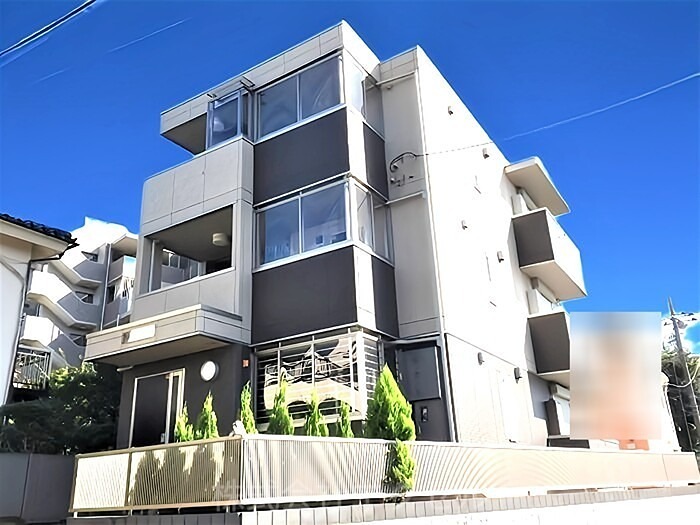建物外観　オートロック、セコム付きです。