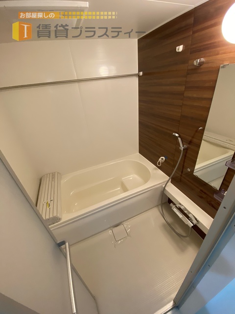 バス・シャワールーム　毎日こちらで疲れを癒しましょう
