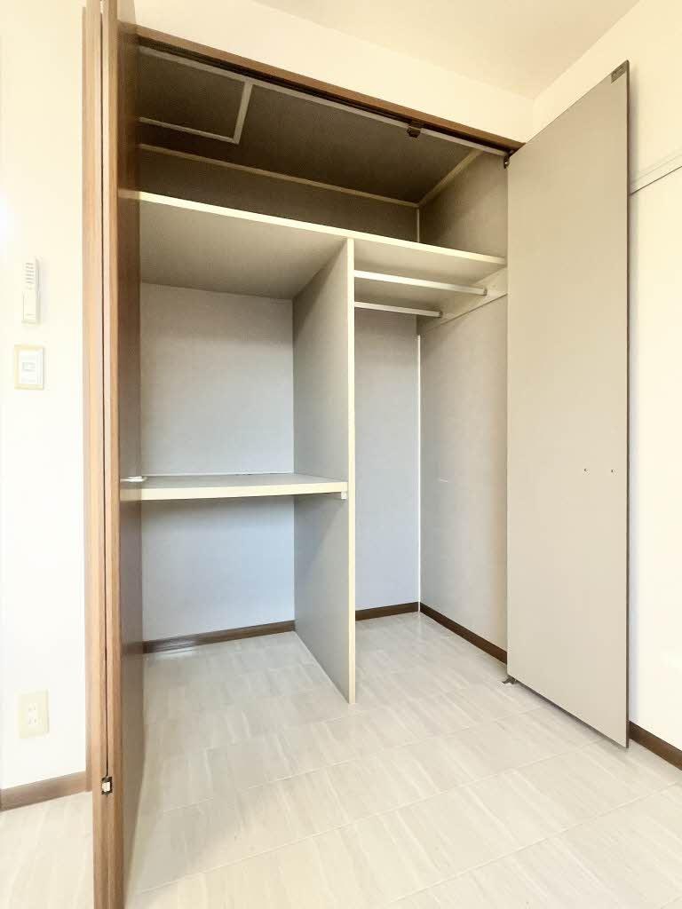 収納　他号室の参考写真になります