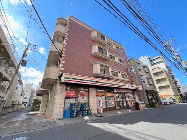 コンビニ　セブンイレブン（コンビニ）まで400m