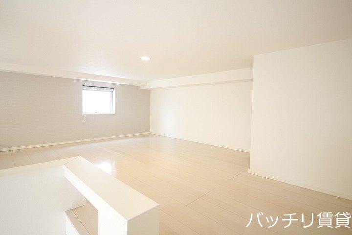その他　画像は、同型タイプの為、現状を優先いたします。