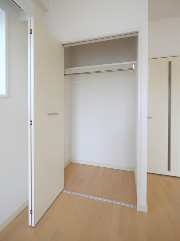 収納　たっぷりとした収納スペースです