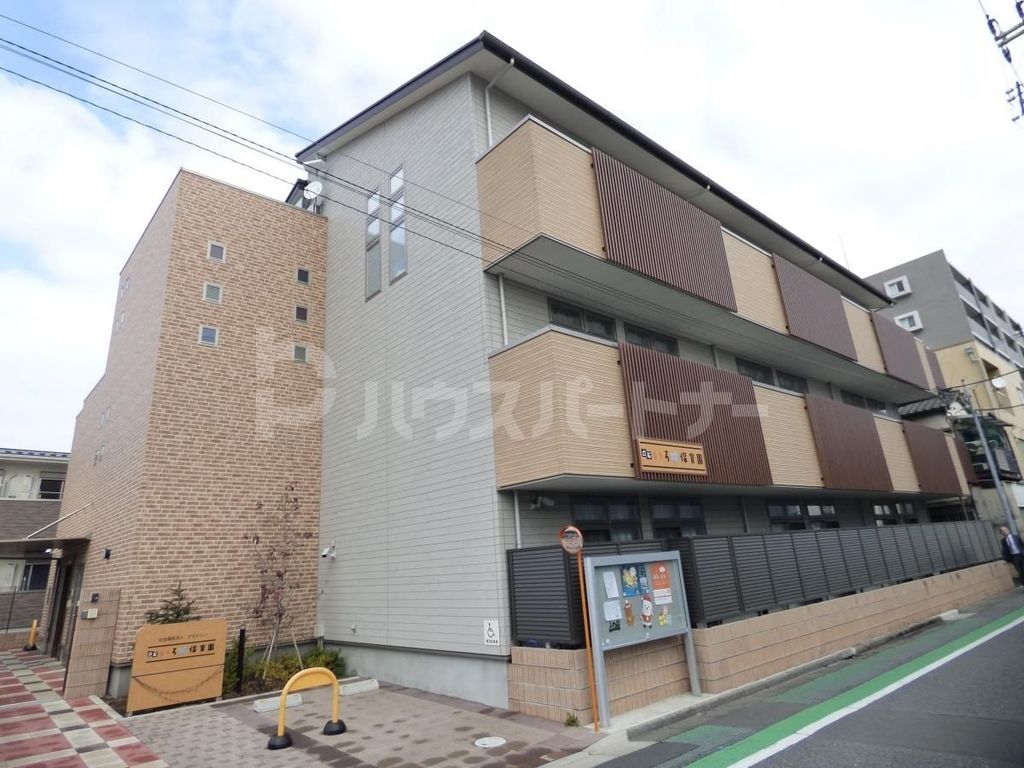 幼稚園・保育園　立石いろは保育園（幼稚園・保育園）まで450m