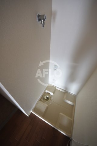 その他設備　アワーズグランデ西本町　洗濯パン