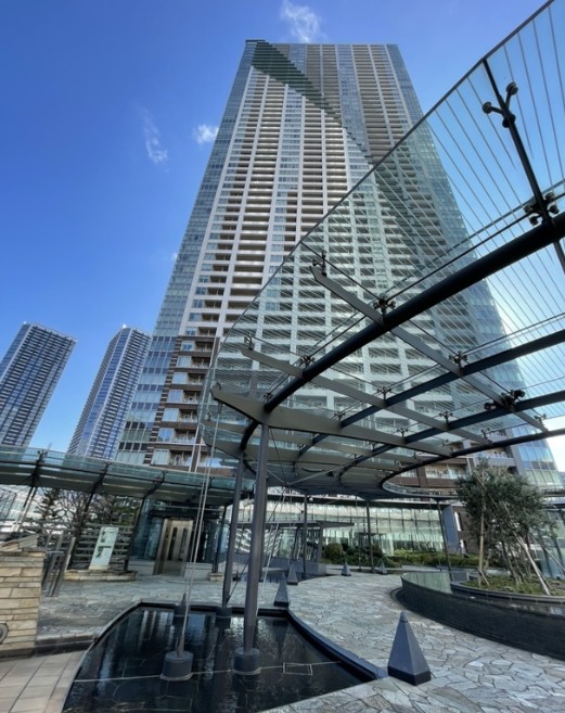建物外観　★タワーマンションならではの圧巻の外観★