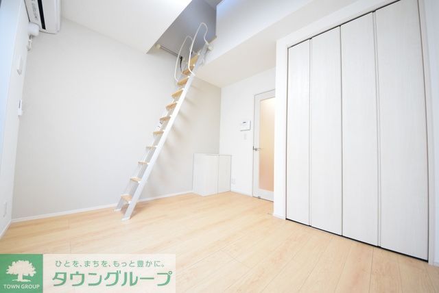 クオリティハイツ幕張本郷の居間写真