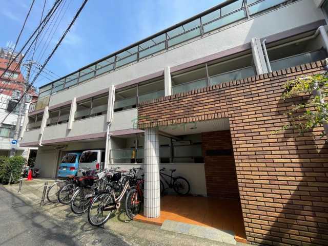 建物外観　モンシャトー北新宿