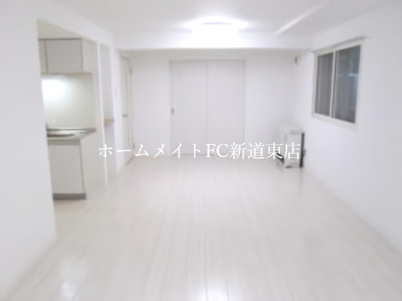 居室・リビング　リビング