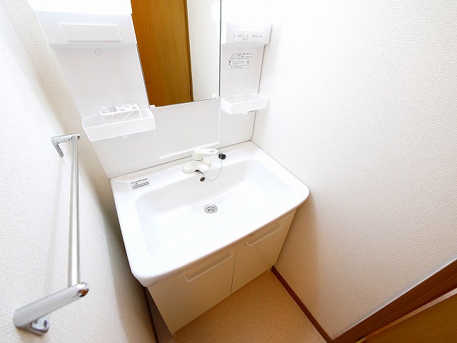 洗面設備　独立洗面化粧台付き