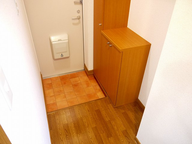 玄関　シンプルで使いやすい玄関です