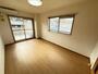 居室・リビング　※別部屋の写真です