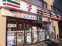 コンビニ　セブンイレブン 文京関口1丁目店（コンビニ）まで766m