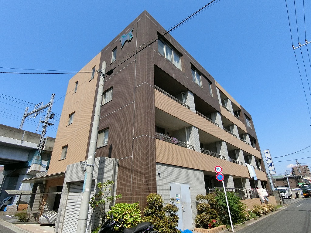 建物外観　カーロヴィレッタ２　小中型犬可　ＮＴＴインターネット接続可