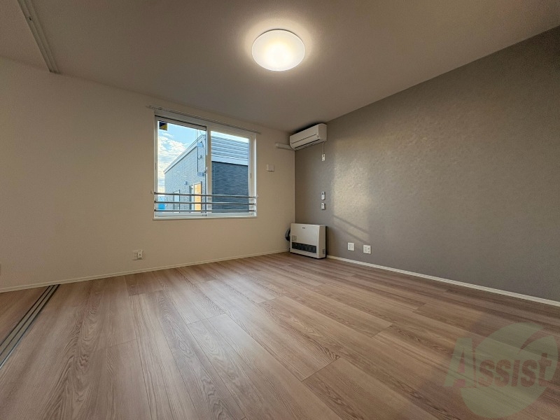 居室・リビング　広くてキレイなお部屋が広がっていて、充実した生活が送れそう。