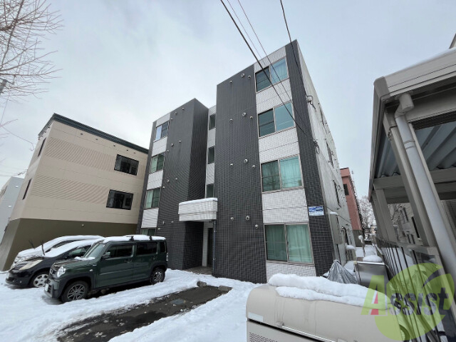 建物外観　札幌市東区北２３条東「Ｙ’ｓ　ｓｑｕａｒｅ」