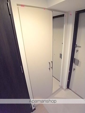 アーデンタワー本町イーストの玄関写真