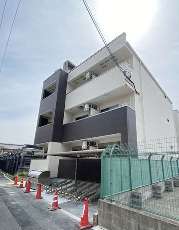 近鉄奈良線 河内花園駅 徒歩5分 築6年