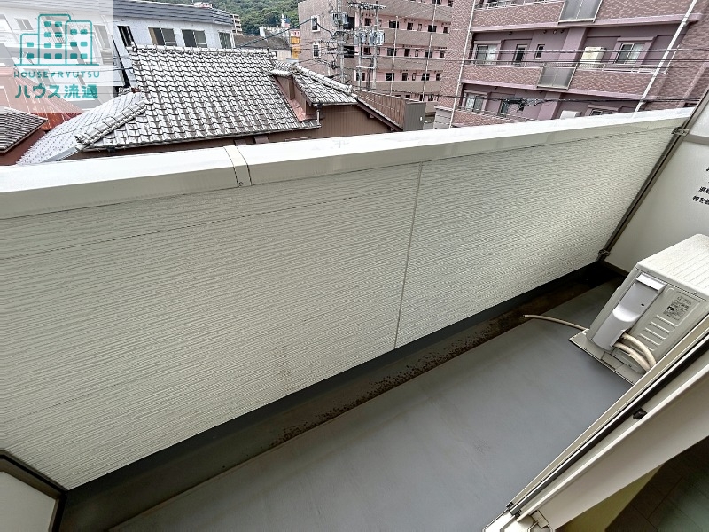 バルコニー　※別号室の写真になります※