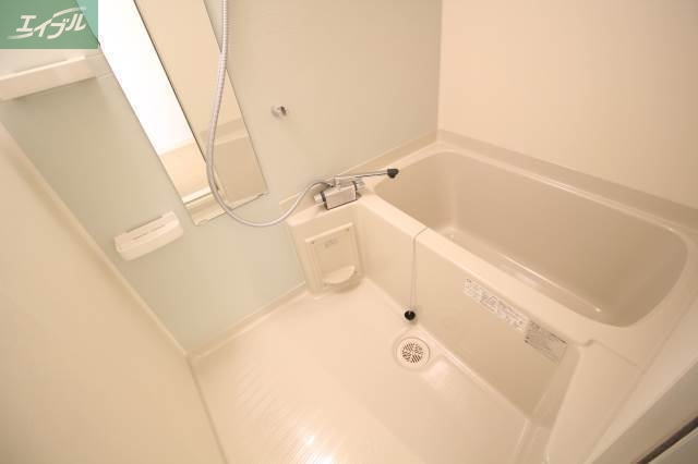 バス・シャワールーム　別のお部屋の写真です。実際とは異なります。