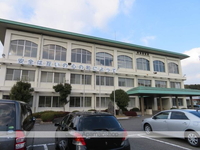警察署・交番　美祢警察署（警察署・交番）まで1221m