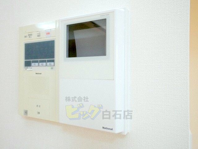 セキュリティ　モニター付きインターホン完備しています♪