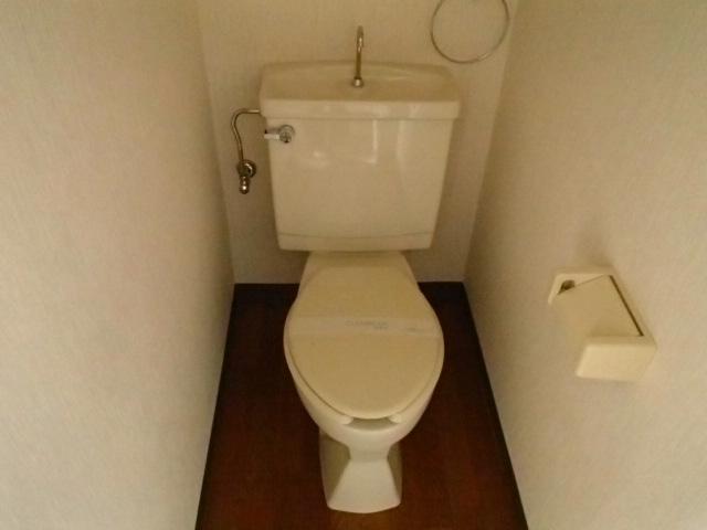 西武池袋線 江古田駅 徒歩3分 3階建 築39年のトイレ写真