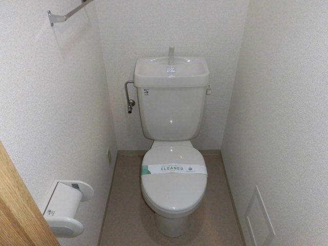 東急目黒線 武蔵小山駅 徒歩7分 12階建 築27年のトイレ写真