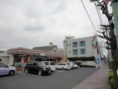 コンビニ　セブンイレブン川口前川1丁目店（コンビニ）まで776m