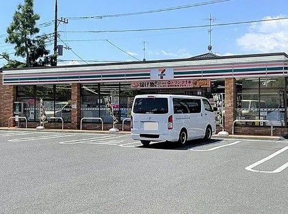 コンビニ　セブンイレブン大和中央6丁目店（コンビニ）まで235m