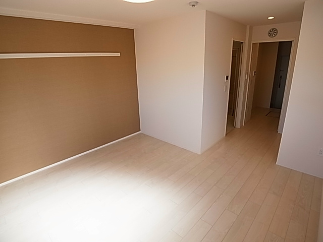 第一フラワーマンション弐番館の居間写真