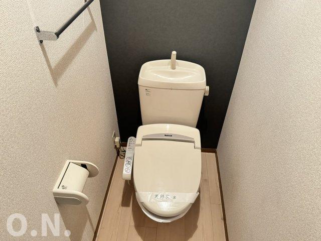 近鉄大阪線 久宝寺口駅 徒歩7分 2階建 築24年のトイレ写真