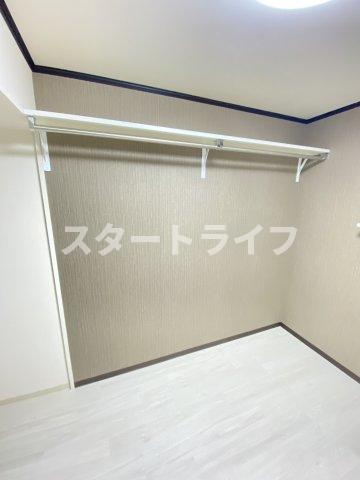 ＪＲ東海道本線 新大阪駅 徒歩10分 12階建 築32年の内装写真
