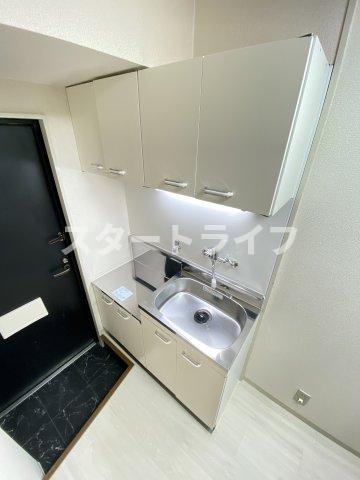 ＪＲ東海道本線 新大阪駅 徒歩10分 12階建 築32年のキッチン写真