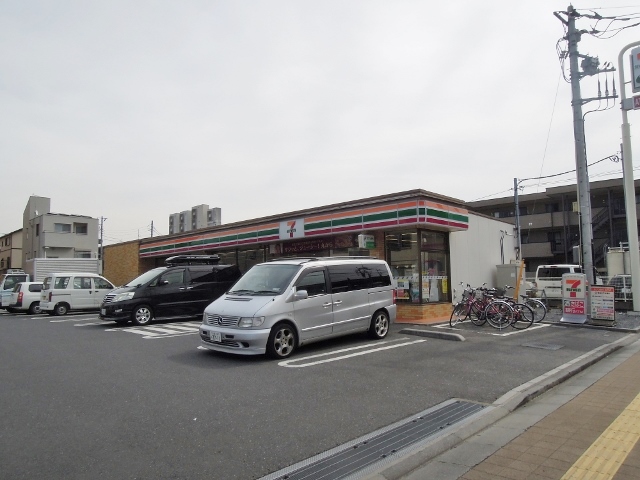 コンビニ　セブンイレブン 北戸田駅東口店（コンビニ）まで654m