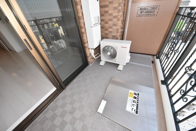 バルコニー　陽当たり良好なバルコニーです