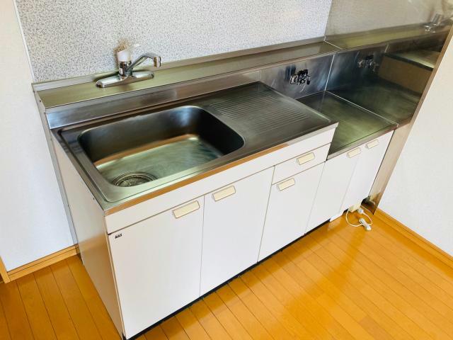 キッチン　同型タイプ　現況優先