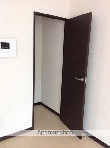 レオネクスト桜坂の内装写真