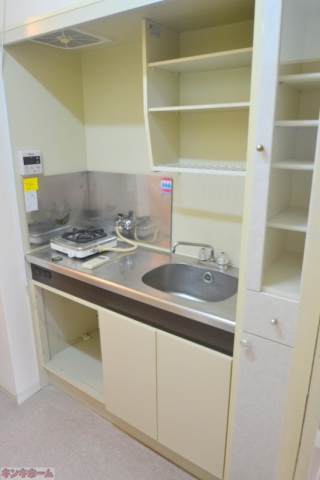 キッチン　写真は別のお部屋のものでございます。
