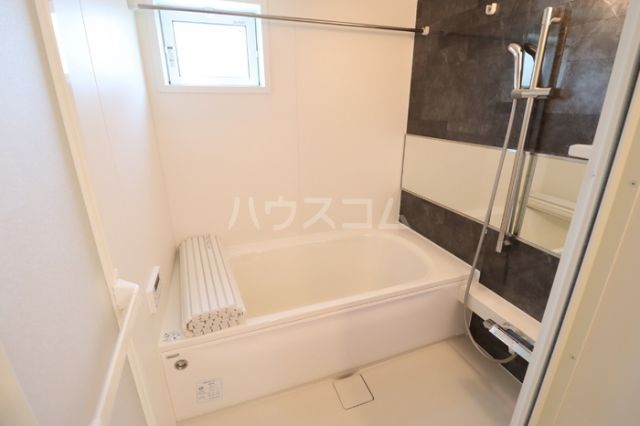 エスカレーズの風呂写真
