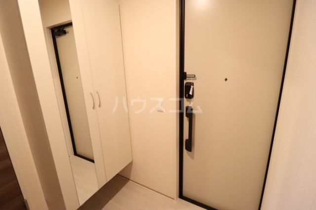 エスカレーズの玄関写真
