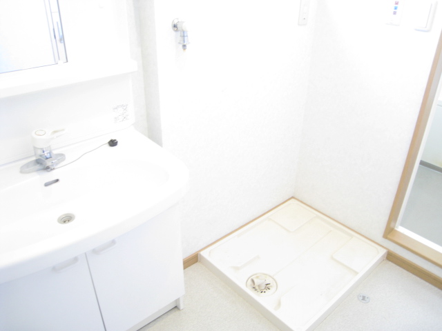 洗面設備　画像は同タイプの別居室です。