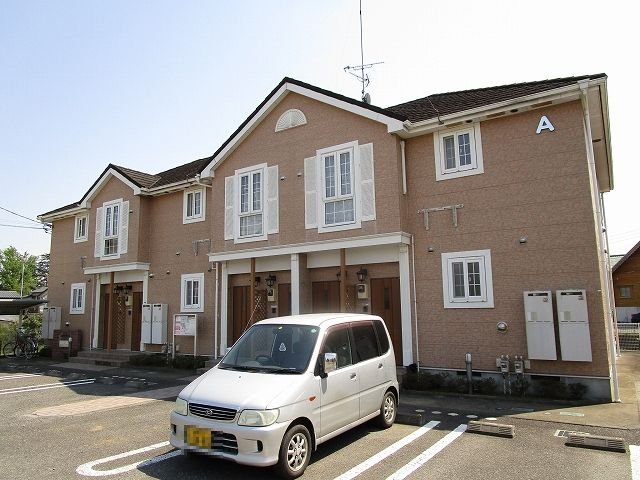 建物外観　落ち着いた雰囲気の外観です