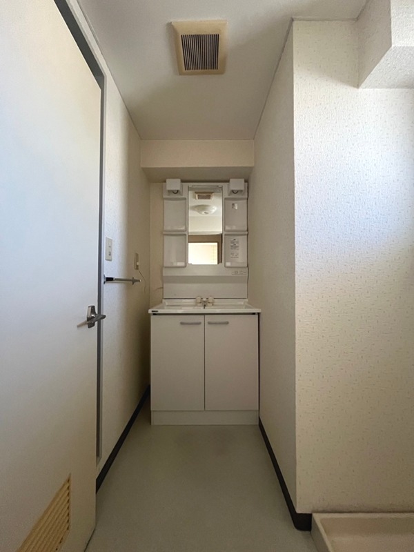洗面設備　※３０３号室の写真