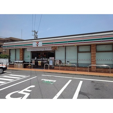 コンビニ　セブンイレブン別府北中店（コンビニ）まで686m