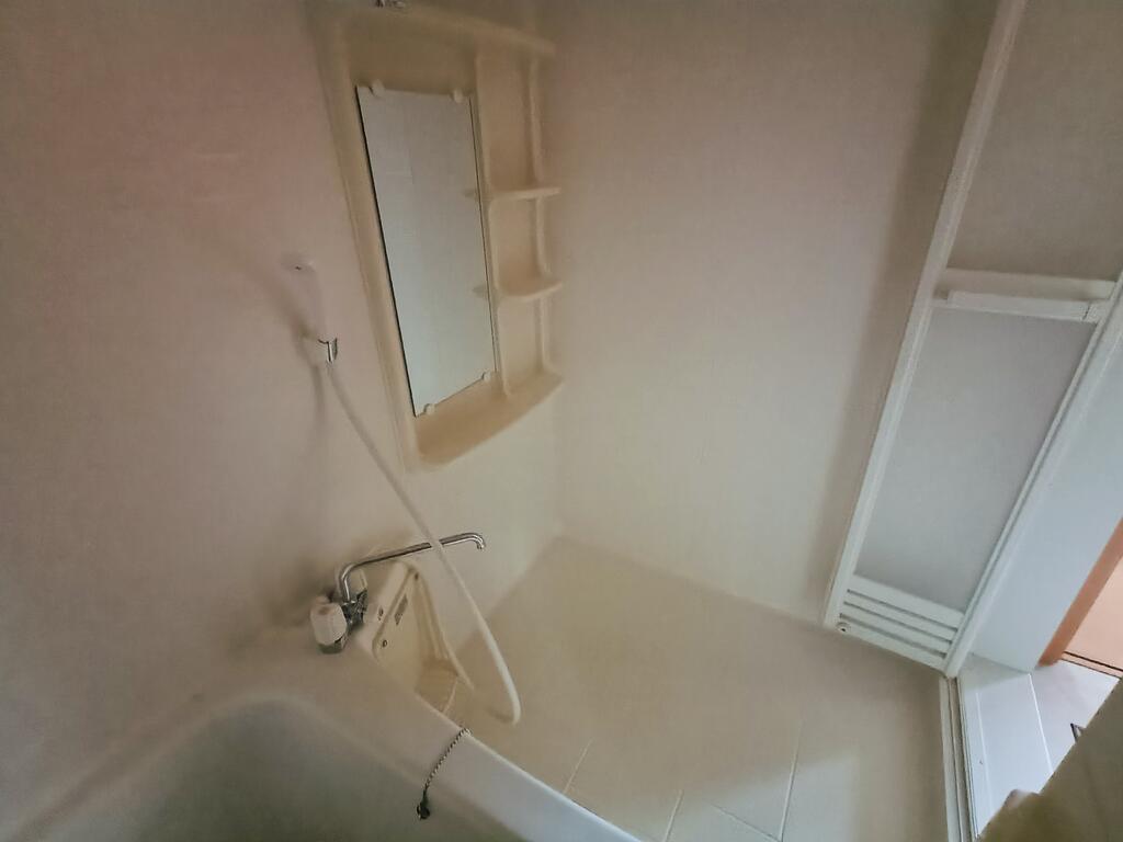 バス・シャワールーム　インターホンはカメラ付♪給湯器は追い炊き付♪