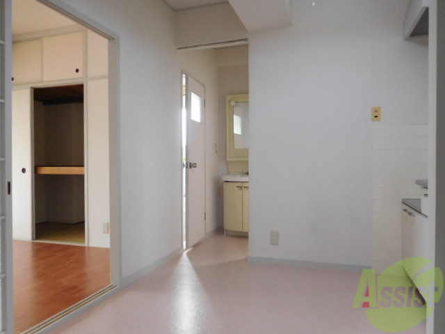 居室・リビング　食卓テーブル設置可能です