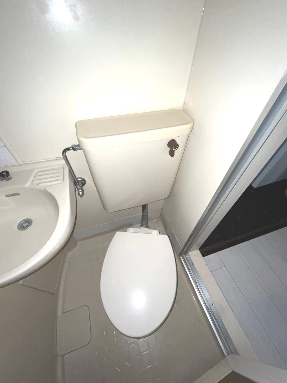 トイレ　トイレ