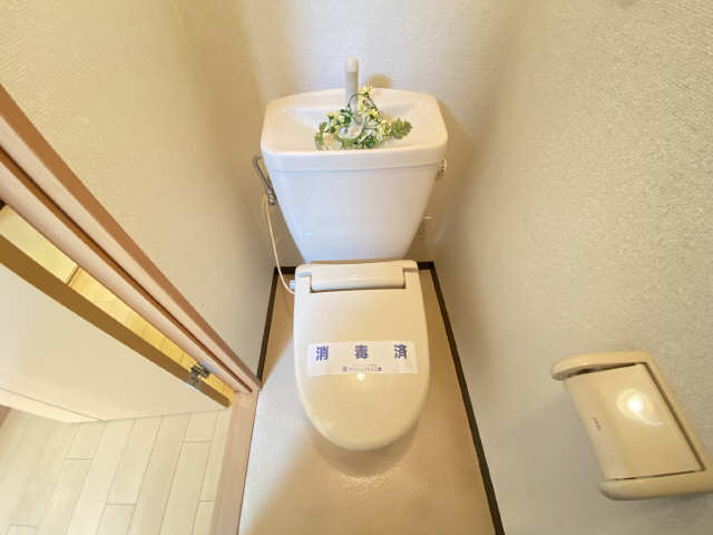 【リリィのトイレ】