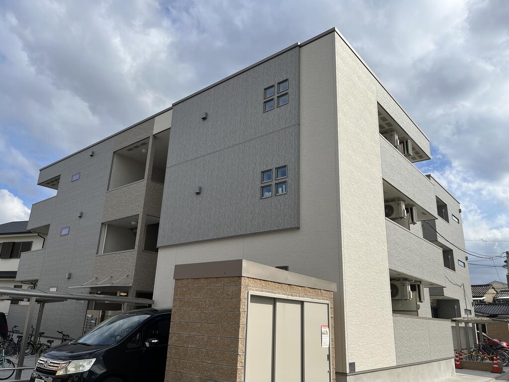 建物外観　同じタイプ同じモデルを使用